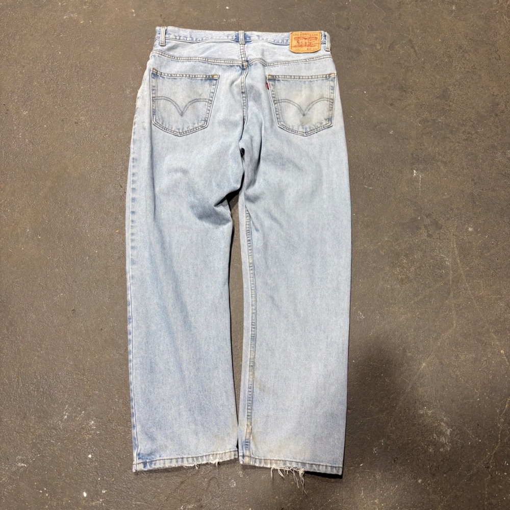Levis 505 Regular Fit Jeans Mens 36x30 Light Wash Blue Denim Straight Leg Work